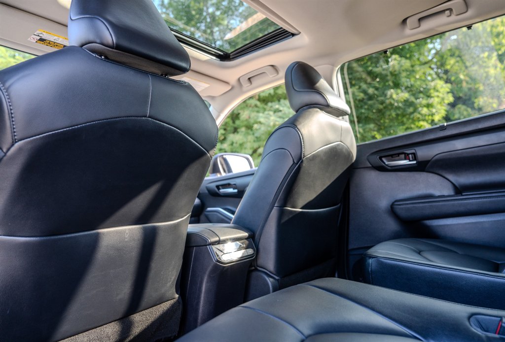 2020 Toyota Highlander - $35,605