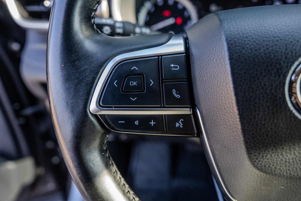 2020 Toyota Highlander - $35,605
