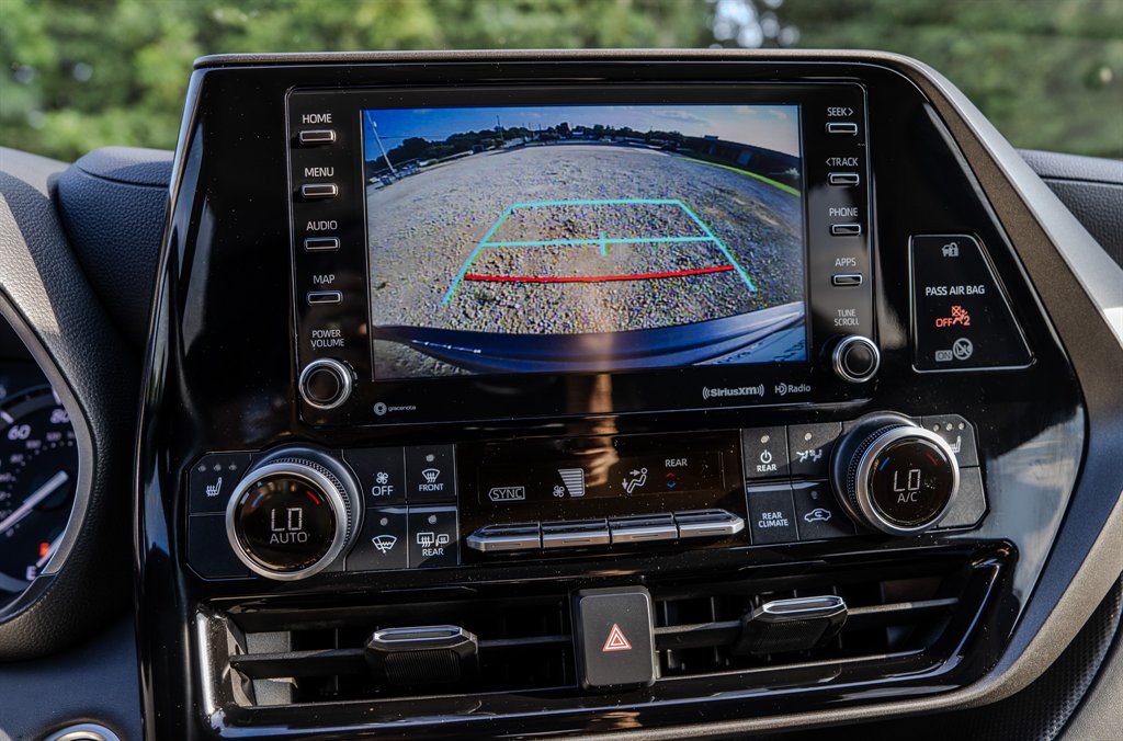 2020 Toyota Highlander - $35,605