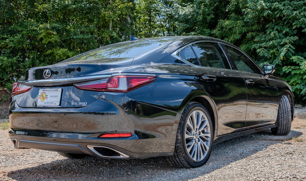2019 Lexus ES - $22,825