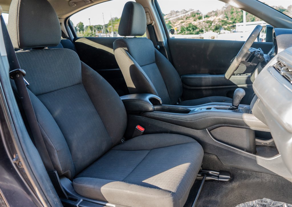 2017 Honda HR-V - $8,950