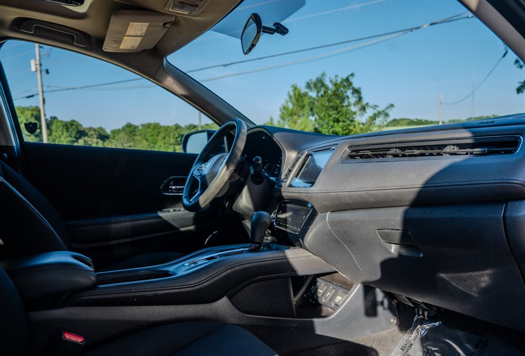 2017 Honda HR-V - $8,950