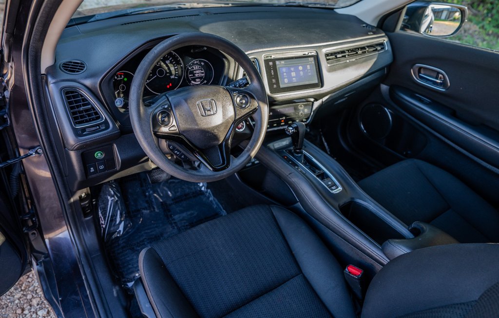 2017 Honda HR-V - $8,950