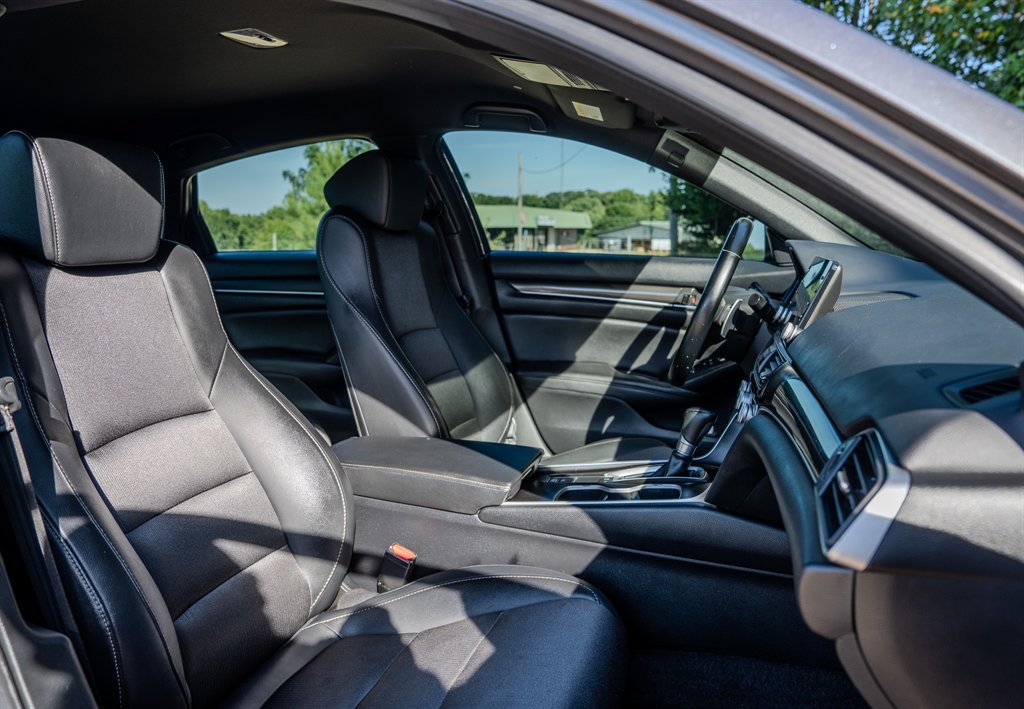 2020 Honda Accord - $23,105