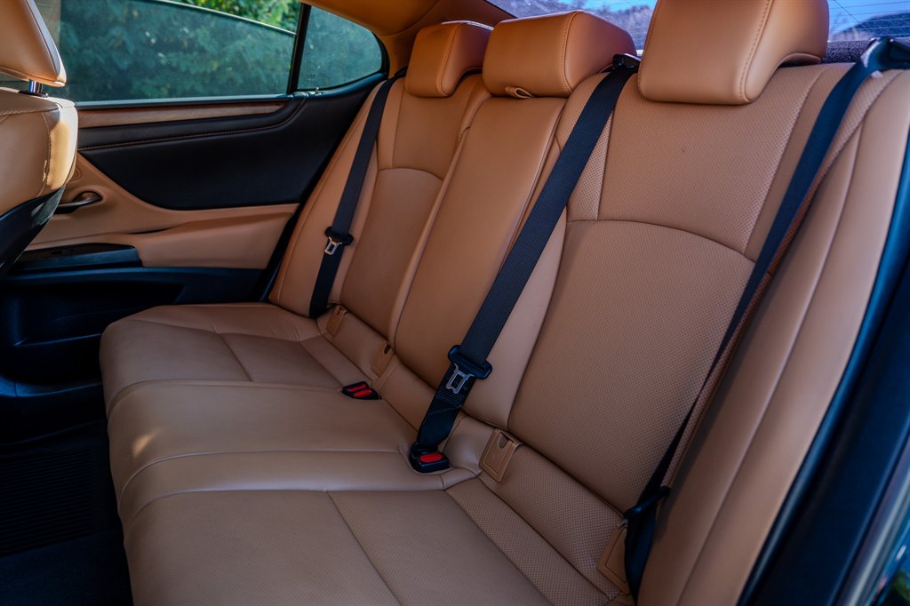 2024 Lexus ES - $39,955