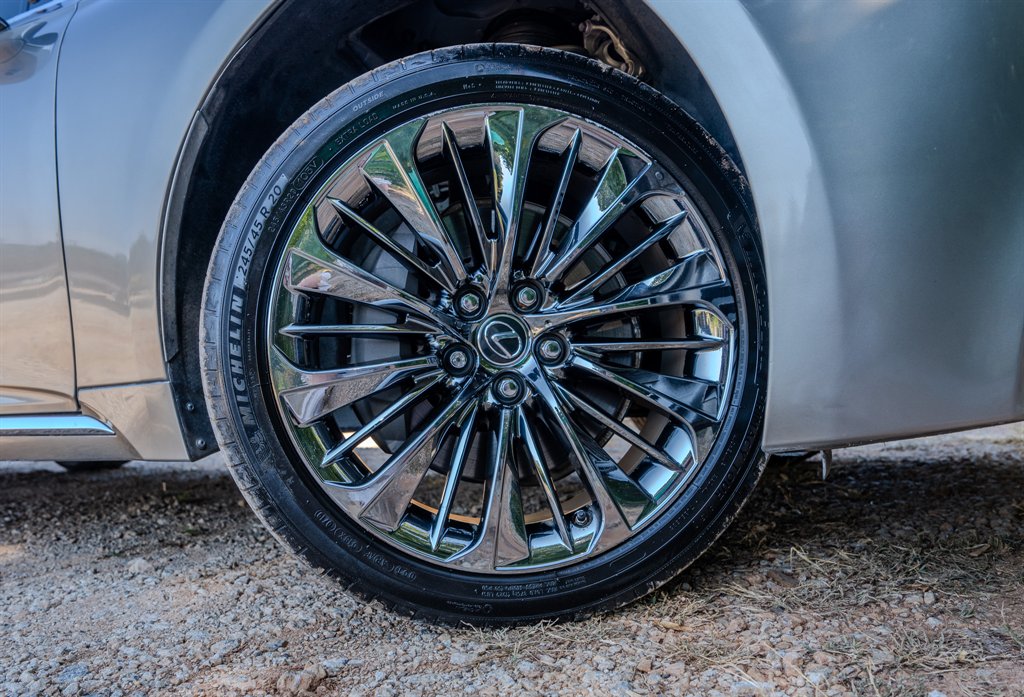 2018 Lexus LS - $46,803