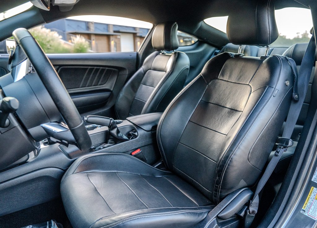 2017 Ford Mustang - $14,950
