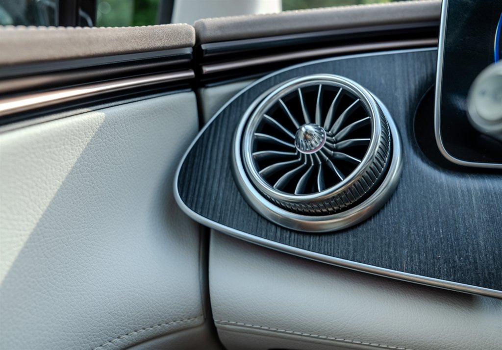 2023 Mercedes-Benz Eqs-class Sedan - $51,768