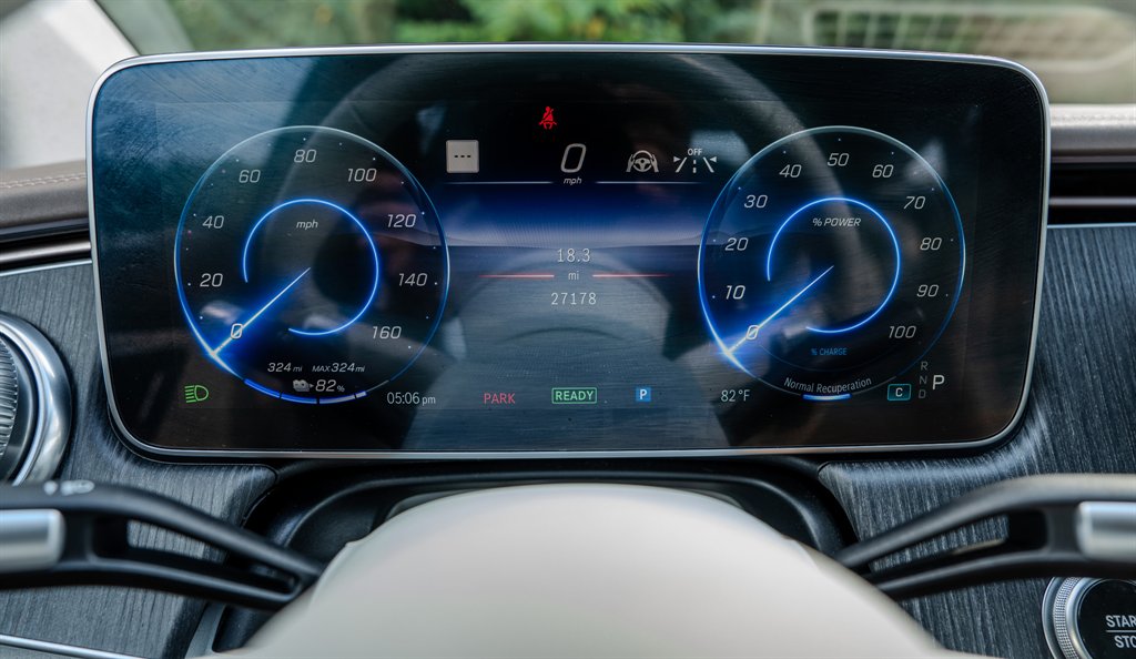 2023 Mercedes-Benz Eqs-class Sedan - $51,768
