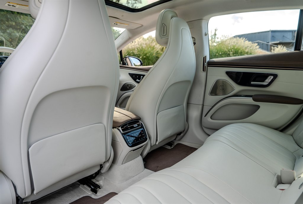 2023 Mercedes-Benz Eqs-class Sedan - $51,768