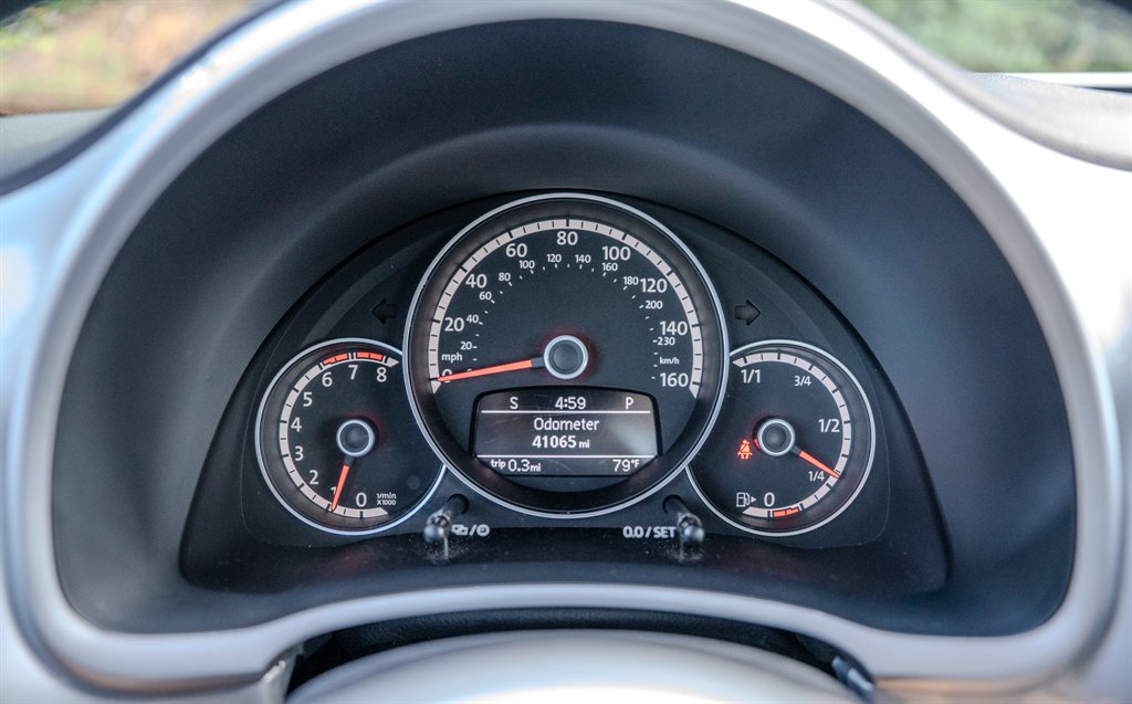 2016 Volkswagen Beetle - $20,495