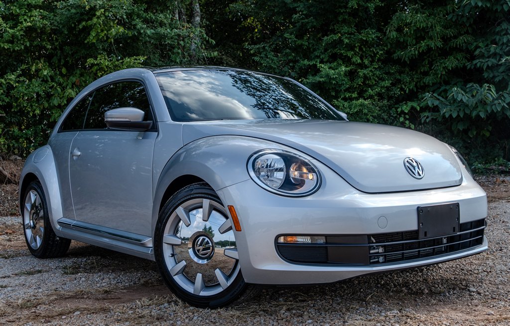 2016 Volkswagen Beetle - $20,495