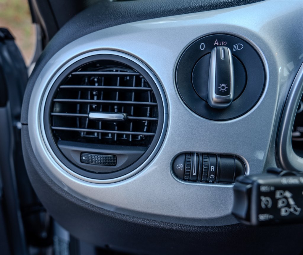 2016 Volkswagen Beetle - $20,495