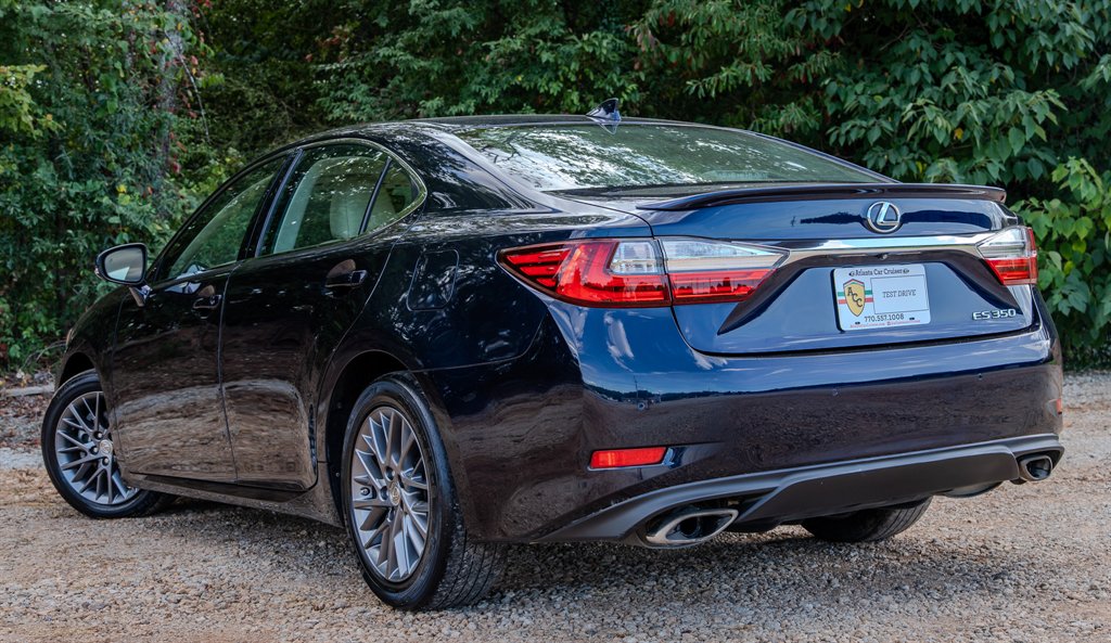 2018 Lexus ES - $16,950