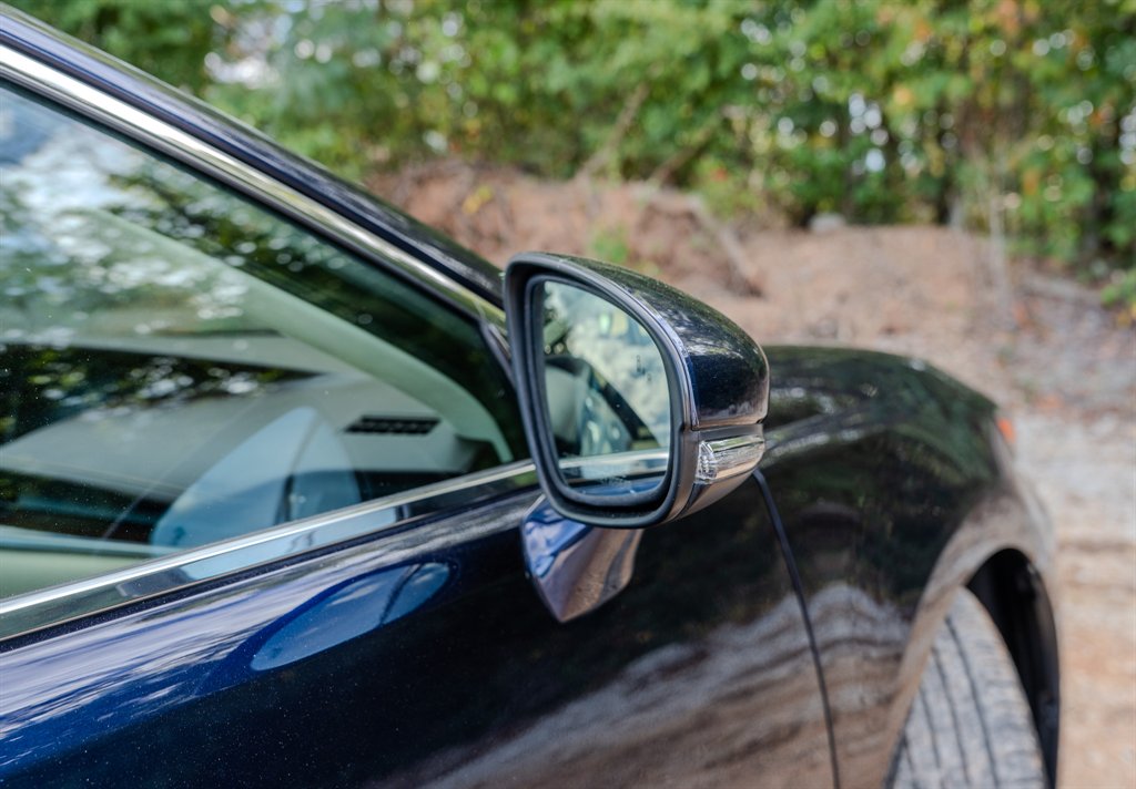 2018 Lexus ES - $16,950