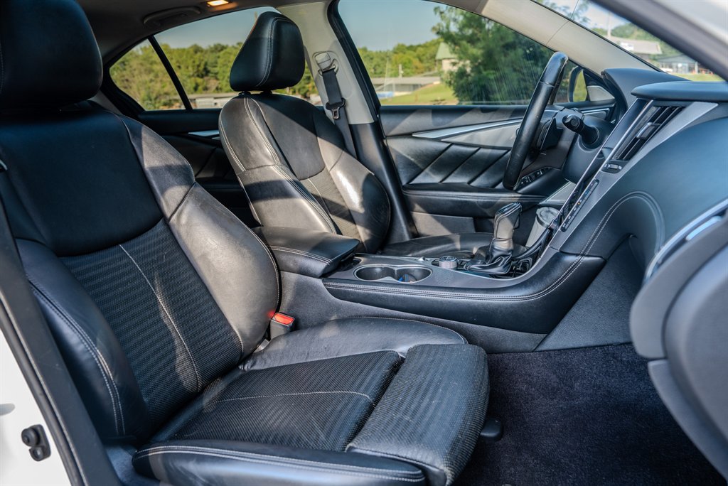 2018 INFINITI Q50 - $15,950