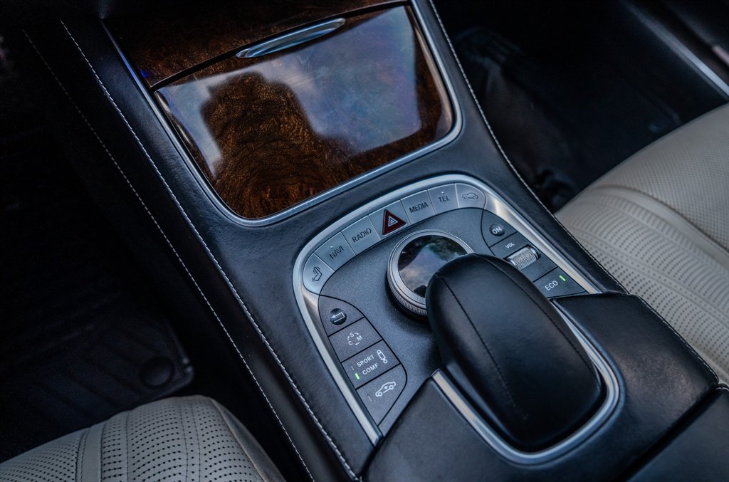 2014 Mercedes-Benz S-class - $44,675