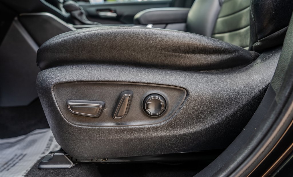 2023 Toyota Highlander - $30,875