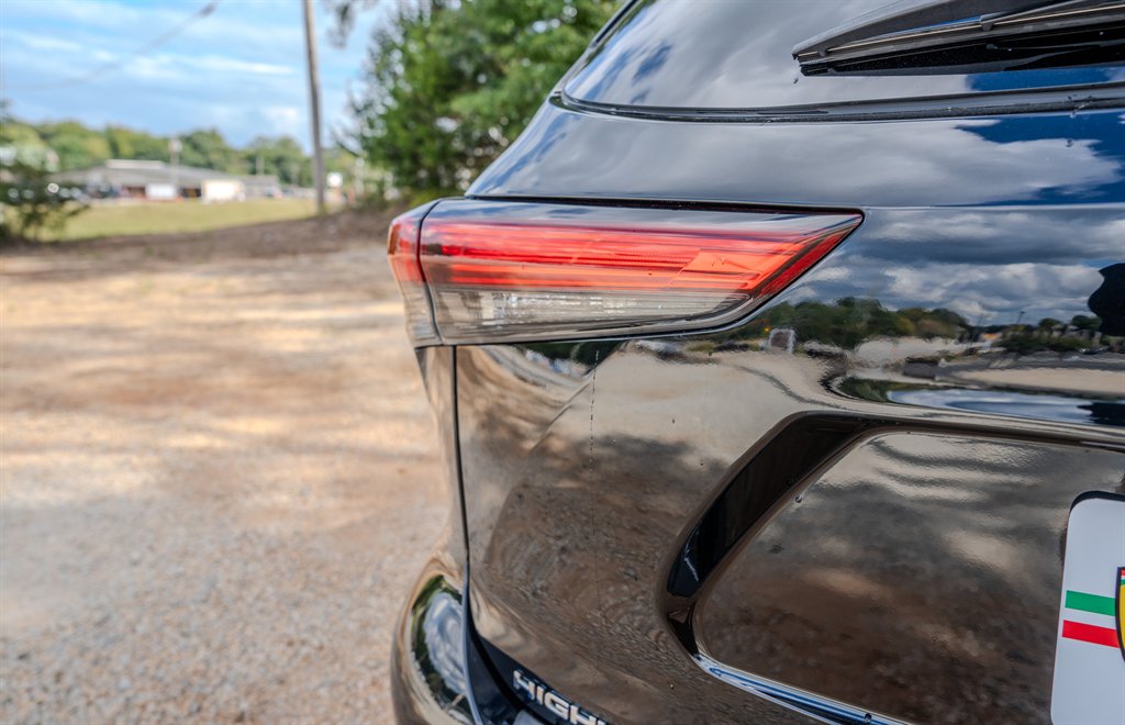 2023 Toyota Highlander - $30,875