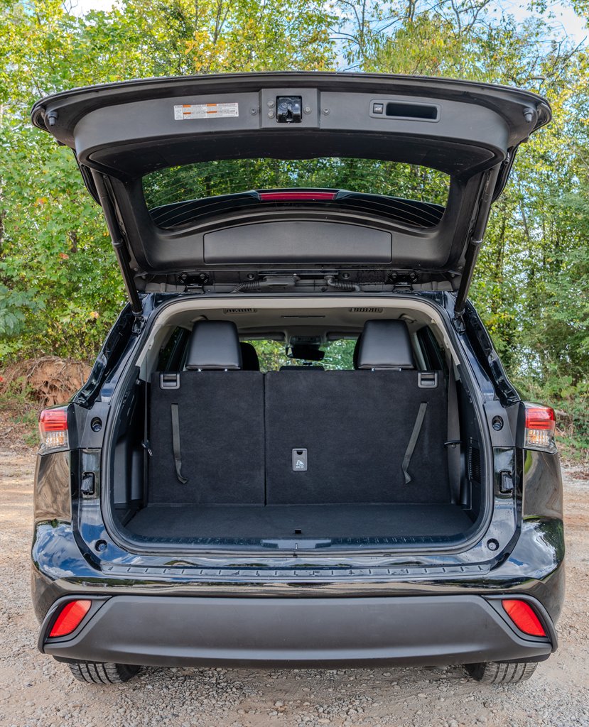2023 Toyota Highlander - $30,875