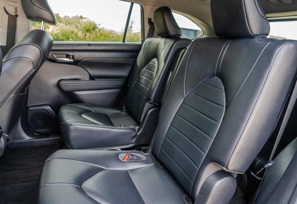 2023 Toyota Highlander - $30,875