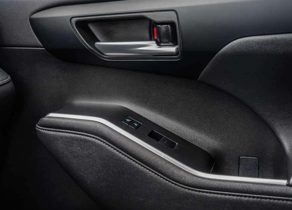 2023 Toyota Highlander - $30,875