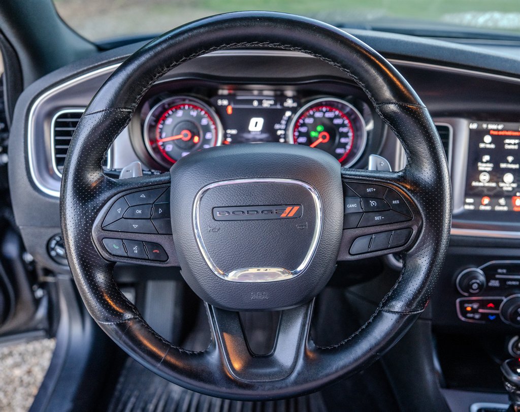 2020 Dodge Charger - $32,999