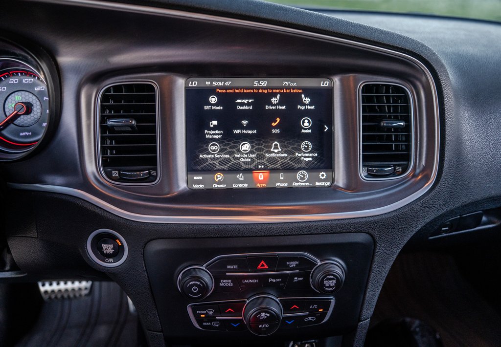 2020 Dodge Charger - $32,999