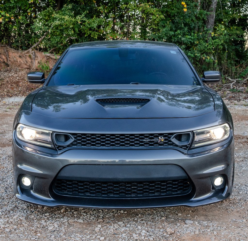 2020 Dodge Charger - $32,999