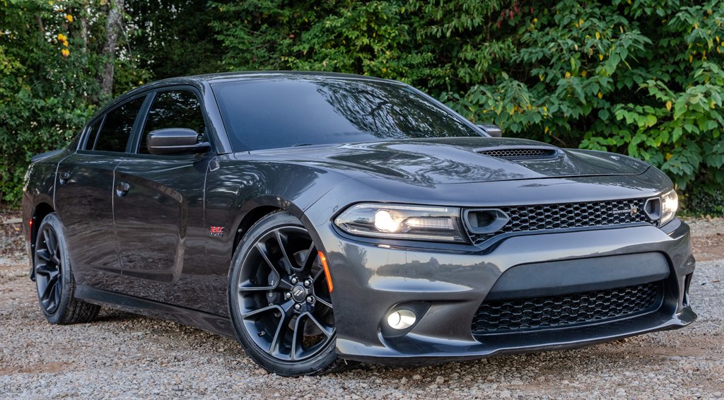 2020 Dodge Charger - $32,999