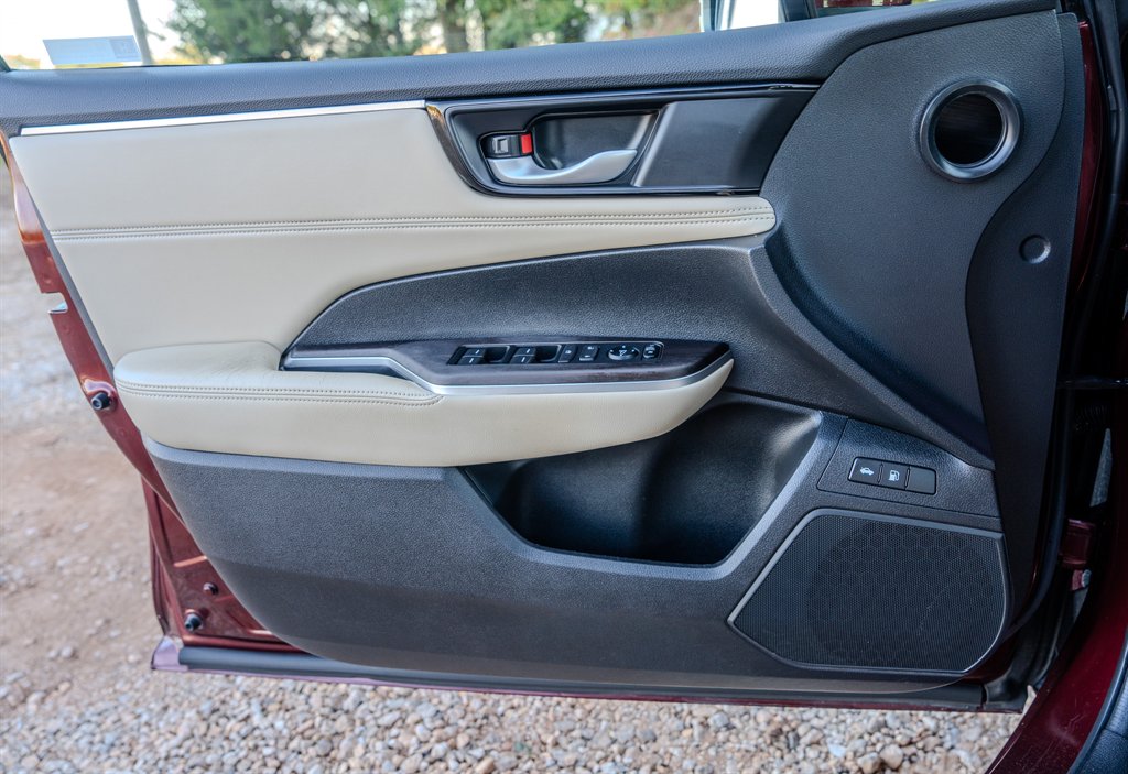 2018 Honda Clarity - $16,945