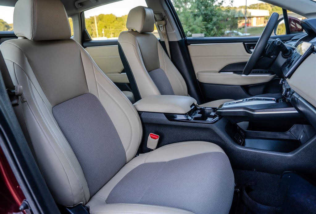 2018 Honda Clarity - $16,945