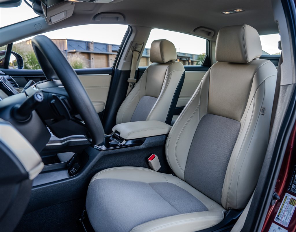 2018 Honda Clarity - $16,945