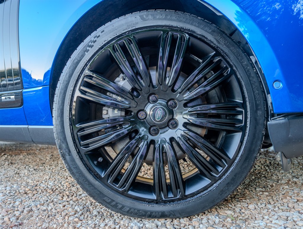 2018 Land Rover Range Rover - $26,103