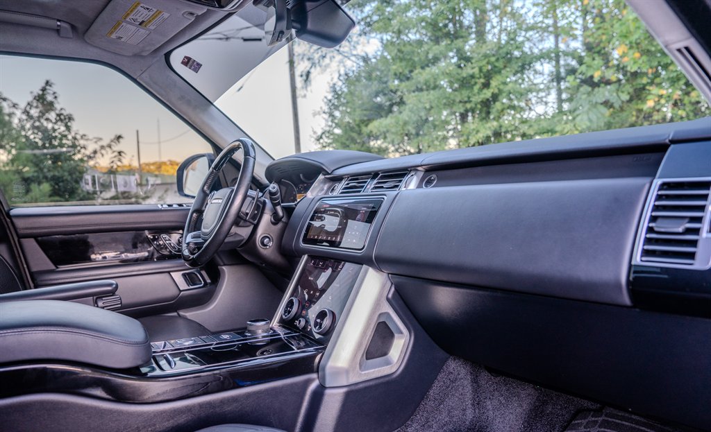 2018 Land Rover Range Rover - $26,103