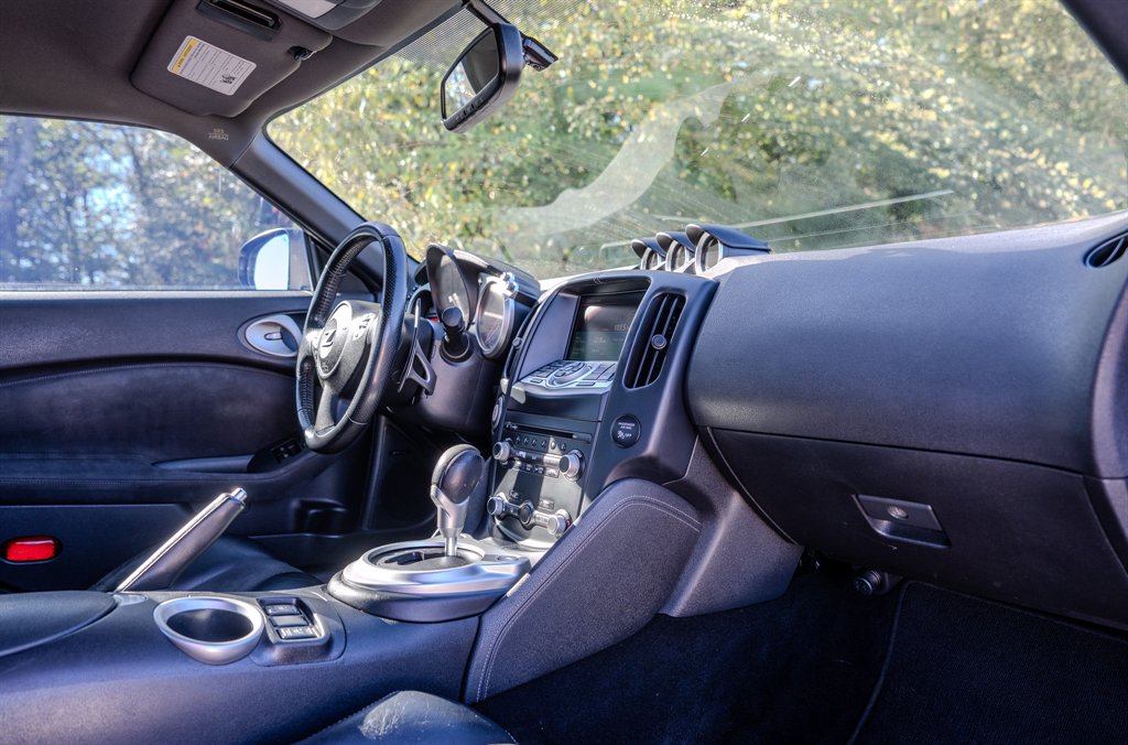 2013 Nissan 370Z - $16,950