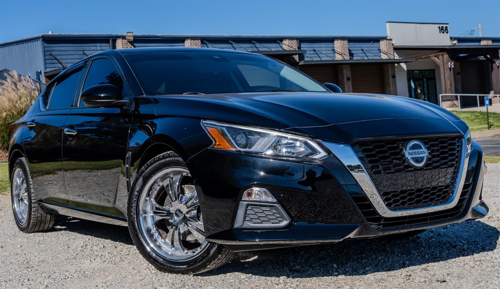 2021 Nissan Altima - $11,705