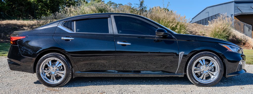 2021 Nissan Altima - $11,705