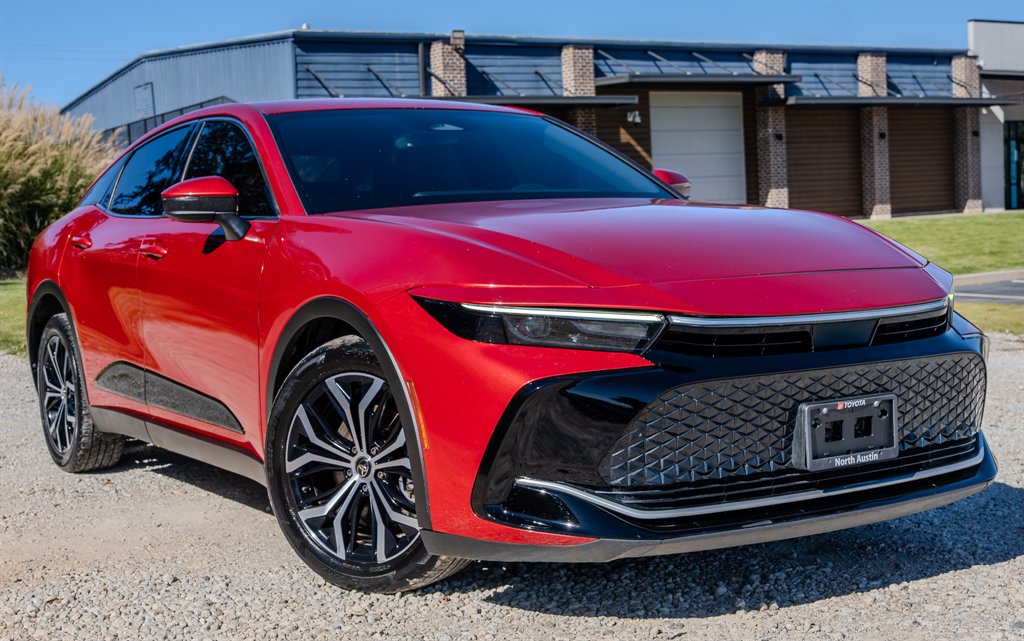 2023 Toyota Crown - $28,895