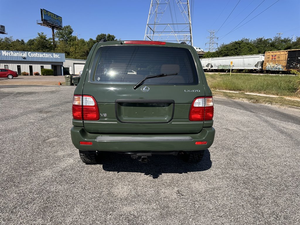 1999 Lexus LX 470 photo