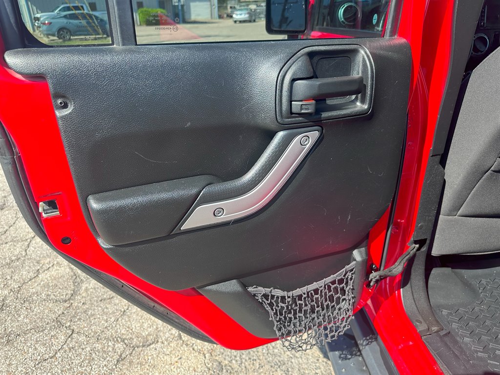 2016 Jeep Wrangler Unlimited Rubicon photo