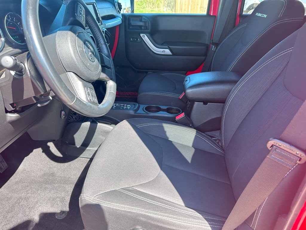 2016 Jeep Wrangler Unlimited Rubicon photo