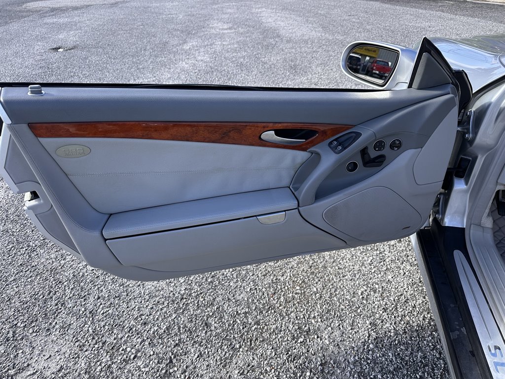 2004 Mercedes-Benz SL-Class SL500 photo