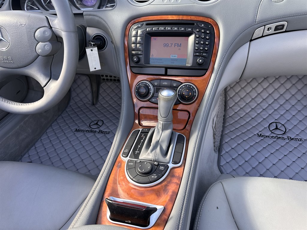 2004 Mercedes-Benz SL-Class SL500 photo