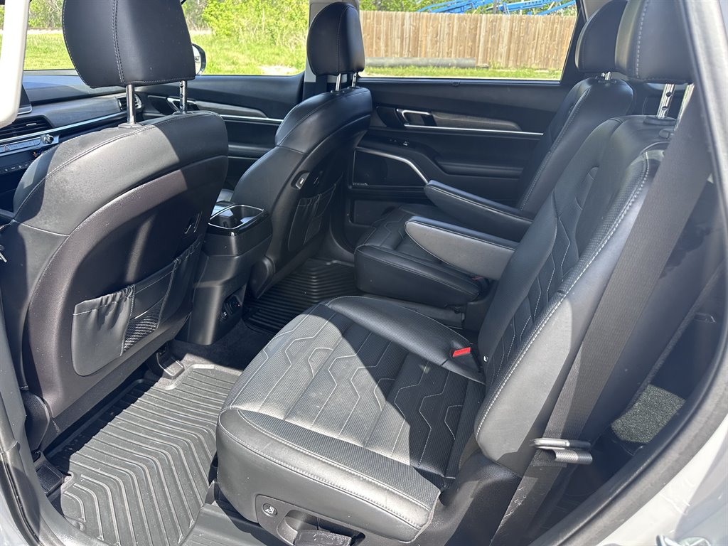 2021 Kia Telluride SX photo