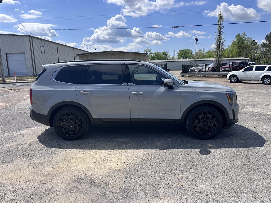 2021 Kia Telluride SX photo