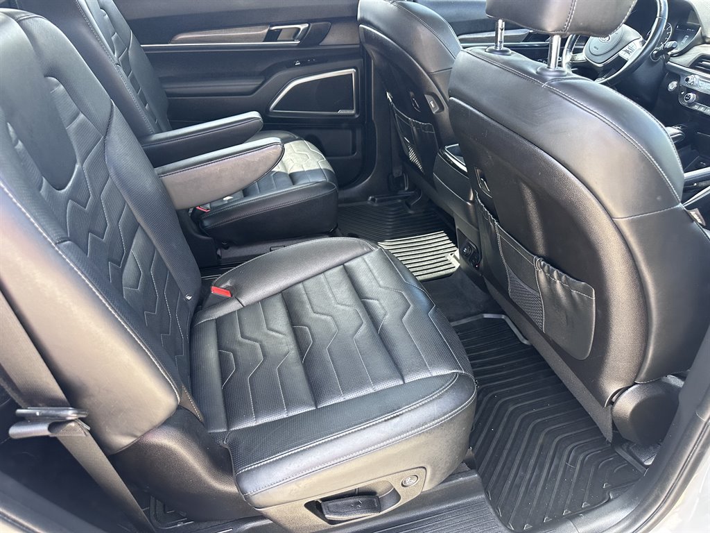 2021 Kia Telluride SX photo