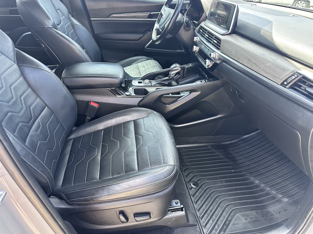 2021 Kia Telluride SX photo