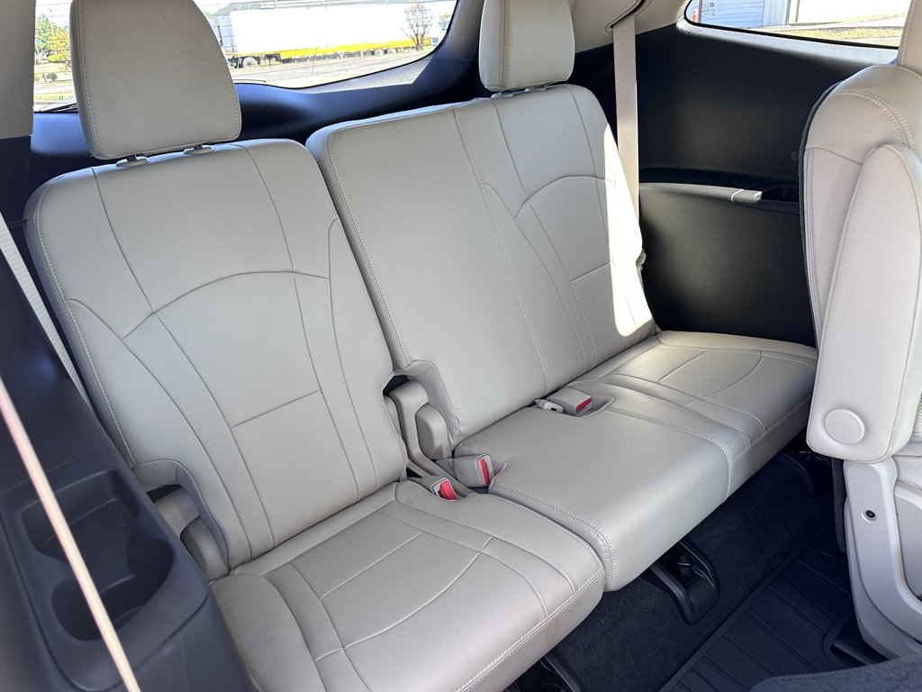 2018 Buick Enclave Essence photo