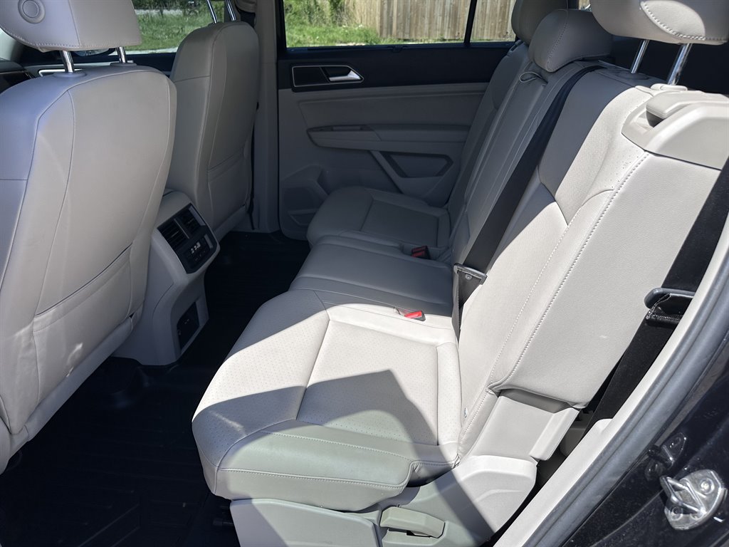 2018 Volkswagen Atlas SEL photo